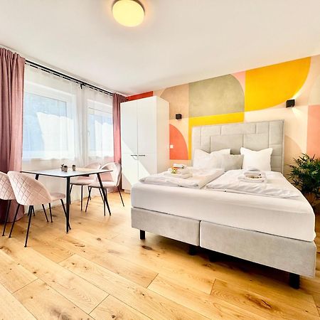 Stylische Wohnung Mit Balkon Viena Exterior foto